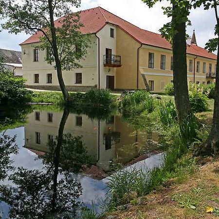 Hotel Zamek Jindrichovice Kolinec Zewnętrze zdjęcie