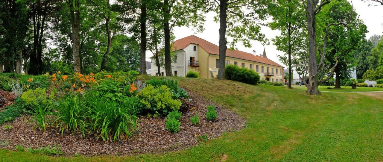 Hotel Zamek Jindrichovice Kolinec Zewnętrze zdjęcie